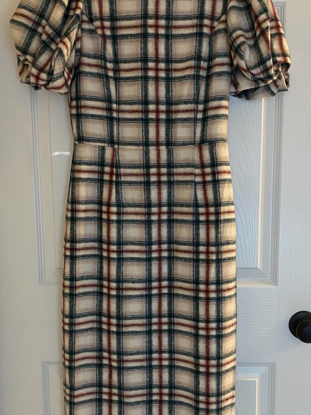 Plaid Puff-Sleeve Midi Dress in Cream and Green